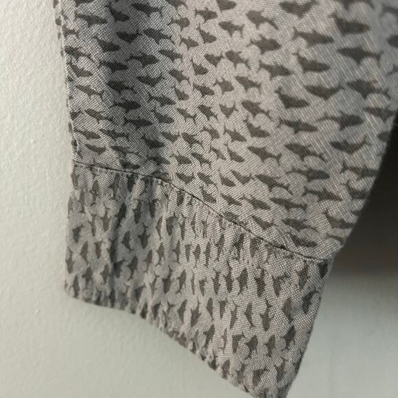 American Eagle Men's Gray Shark Long Sleeve Button Down Cotton Shirt M Medium - Picture 5 of 9